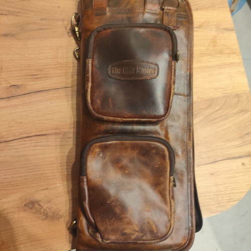 Knife bag with unique aesthetic