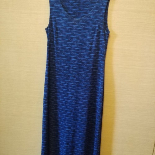 Benetton long dress sleeveless in blue like new
