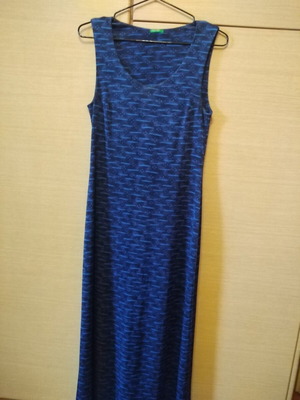 Benetton long dress sleeveless in blue like new