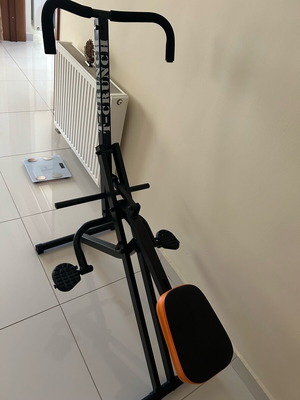 Total Crunch multi-exercise machine like new