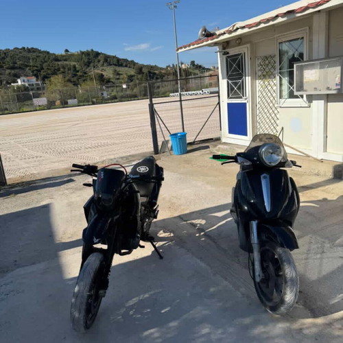 Piaggio Beverly 500 scooter like new, 500cc, automatic, black