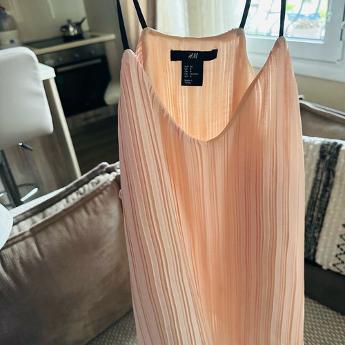 Pleated top salmon H&M like new, size 38