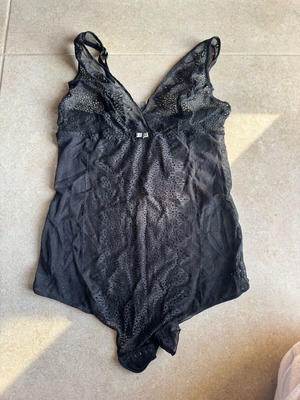 Intimissimi bodysuit like new, size S-M, black
