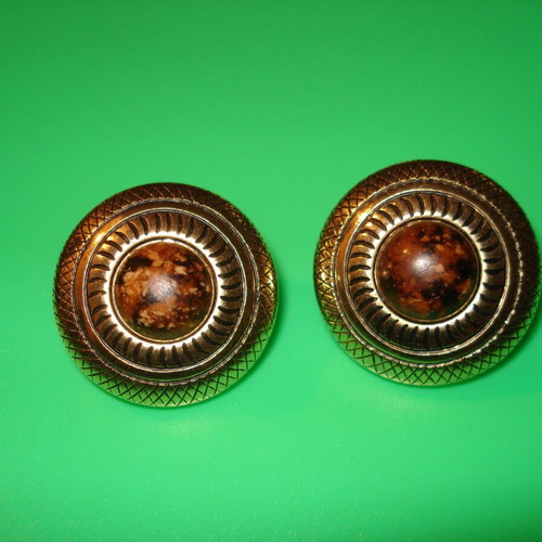 Clip-on earrings used