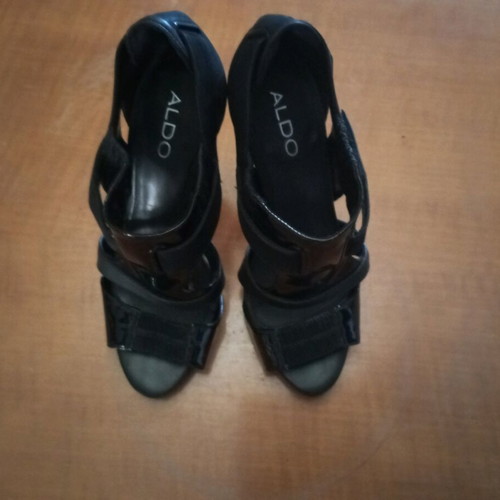 Peptoe high-heeled Aldo black shoes from patent leather and suede like new, size 37