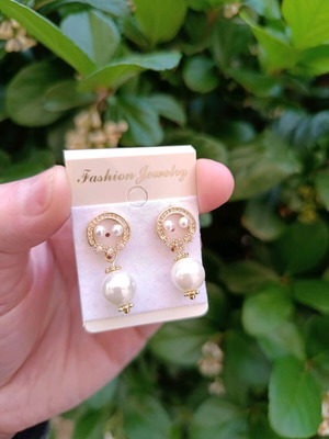Handmade 18K gold-plated stud earrings with pearls and zircon
