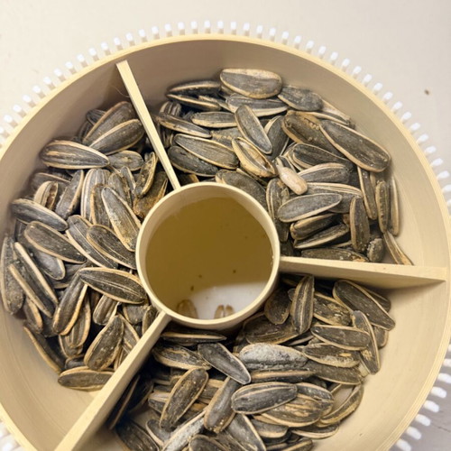 Practical bowl for nuts and seeds like new with lid