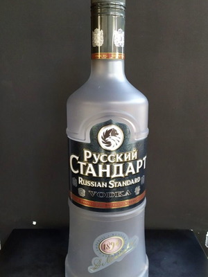 Rusky Standard Vodka μεταχειρισμένο διαφημιστικό πλαστικό μπουκάλι