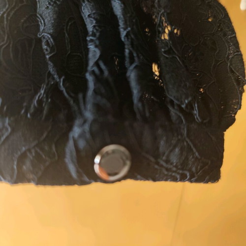 Mohito black lace top new, size 40