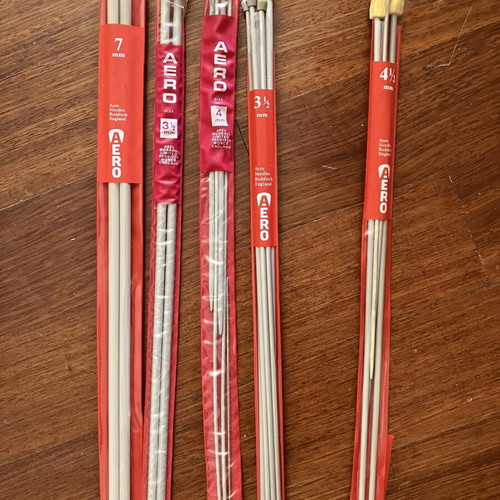 Knitting needles wool and embroidery set like new