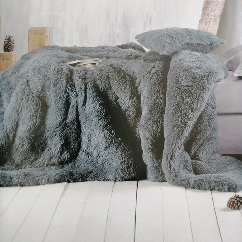 Leticia fur quilt new, double-sided, super king 220x240