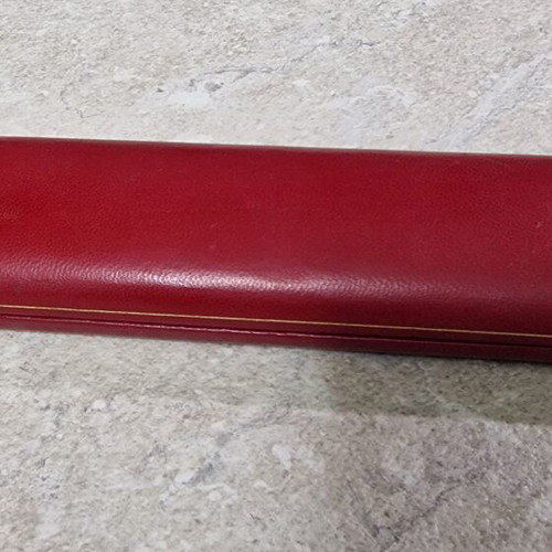 Girard-Perregaux vintage red watch case used, leather