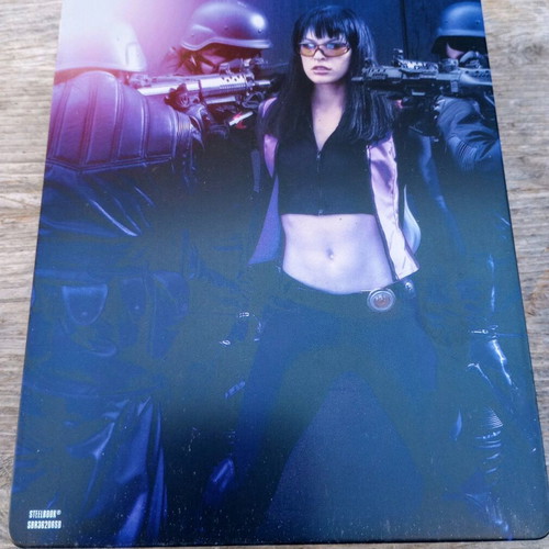 Ultraviolet Blu-Ray Steelbook like new with subtitles