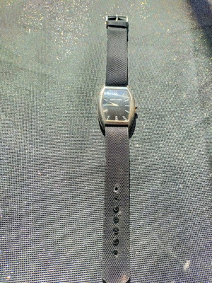 Watches quartz used, unisex