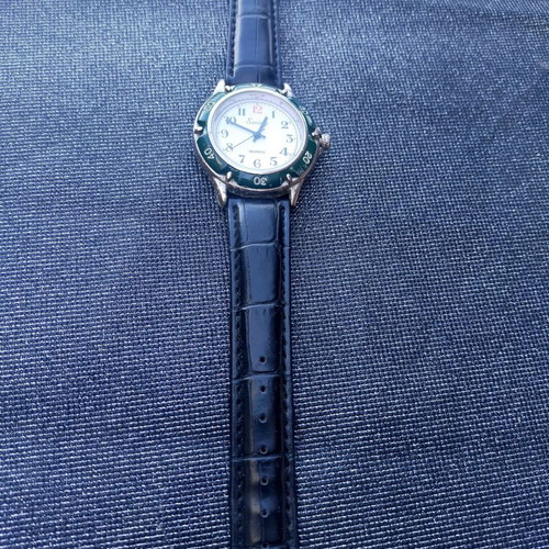 Watch used, unisex, green