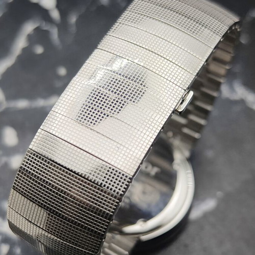 Christian Dior La D de Dior CD043110 watch like new, silver
