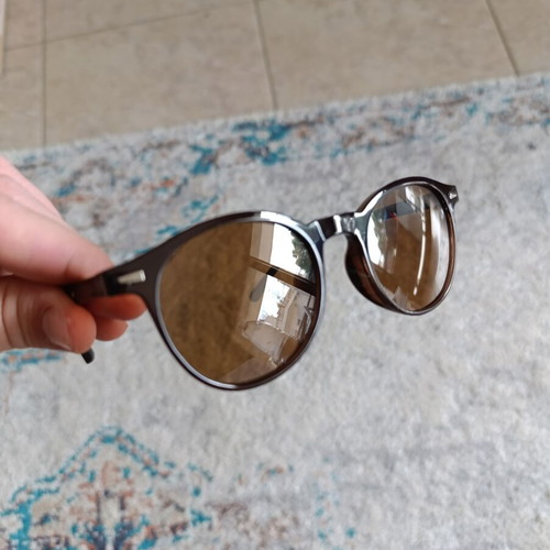 Sunglasses unisex, like new condition