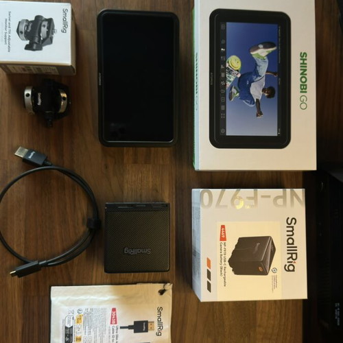 Atomos Shinobi Go 5.2” HDMI HDR Monitor with Smallrig Battery NP-970 new