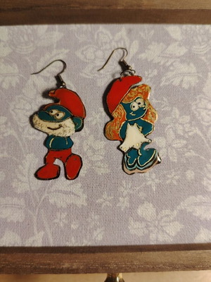 Handmade Smurfs Earrings like new, red and turquoise