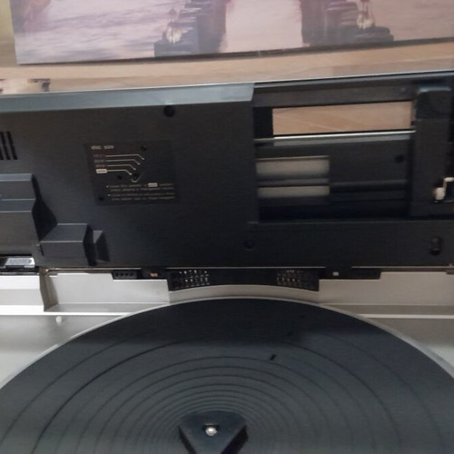 Technics SL-QL1 turntable quartz-controlled direct drive