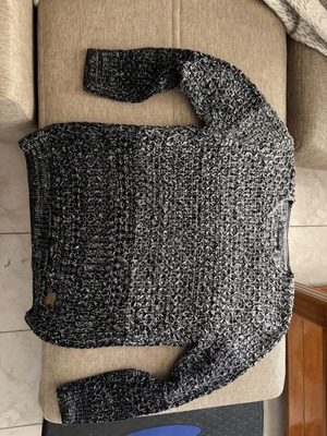 LeeEcosse men's pullover sweater, size large, black and grey