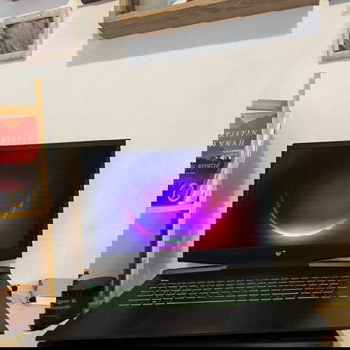 HP Pavilion Gaming 17 като нов с Intel Core i7, 32GB RAM, 512GB SSD