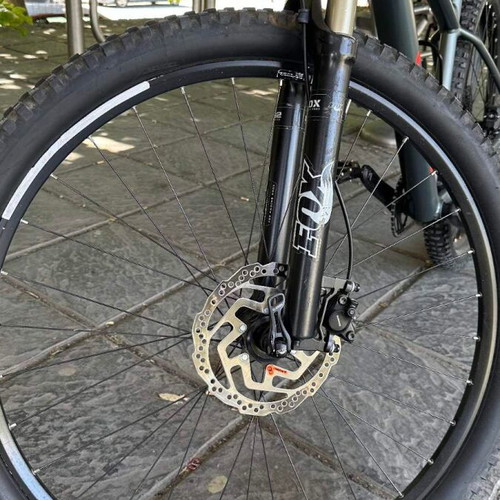 Cube Analog mountain bike like new with FOX suspension and tubeless tyres