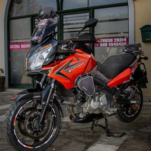 Suzuki DL 650 V-Strom motorcycle 2010