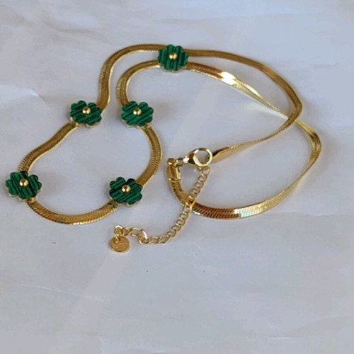 Steel necklace new, gold and silver color