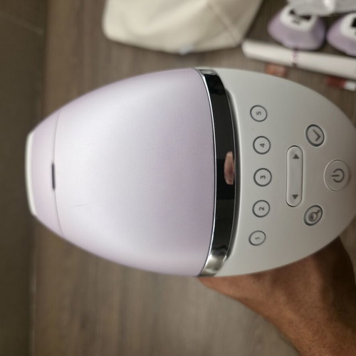 Philips Lumea Series 8000 IPL hair removal device like new