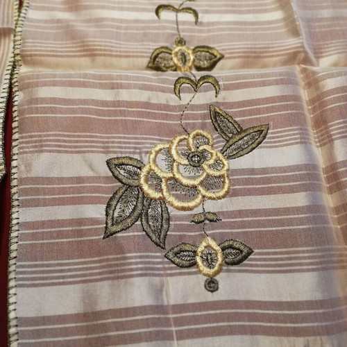 Handmade silk embroidery set of 3 pieces like new with gold thread and lace