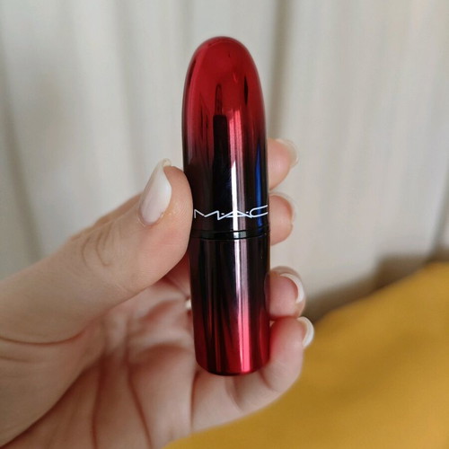 MAC Love Me Lipstick new, shade Ruby You