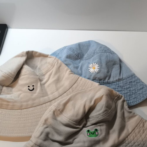Set of beige Shein hats and blue H&M hat new