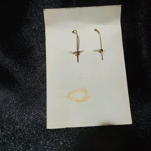 Dangling earrings with red beads new