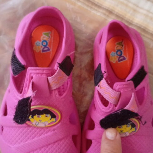 Dora Girls' Water Shoes Size 24 Like New Pink