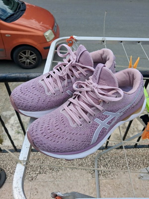 Γυναικεία παπούτσια Asics Gel-Nimbus 24 μεταχειρισμένα σαν καινούργια, μέγεθος 39, Barely Rose