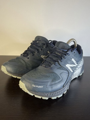 New Balance Summit Gore-Tex trail running shoes used, women's size 38