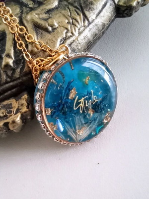 Handmade Style necklace new, blue and gold