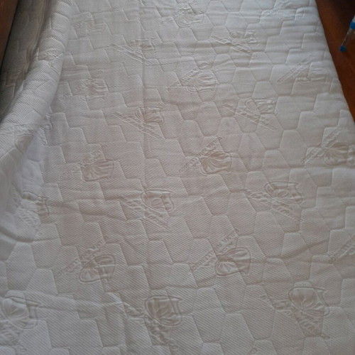 Double mattress topper with aloe vera Idilka like new