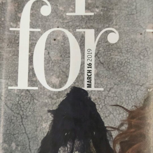 Financial Times fashion magazines used, set of 2, 2019