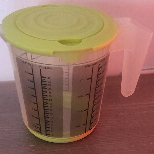 Ernesto measuring jug like new