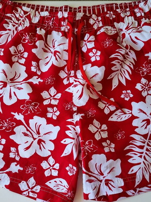 Swim shorts like new, white and red with hibiscus pattern, size L