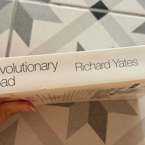 Revolutionary Road book like new, English paperback by Richard Yates