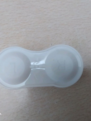 Contact lens case unused