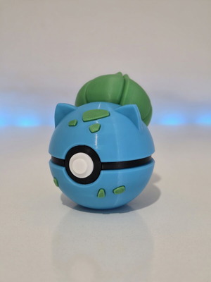 Bulbasaur Pokéball 3D printed with keychain gift