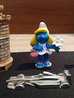 Decorative figurines like new, set
