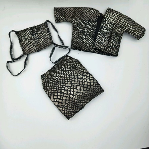 Fashion doll set for curvy type like new