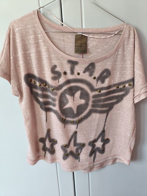 Short-sleeve blouse with studs, like new, pink, size M