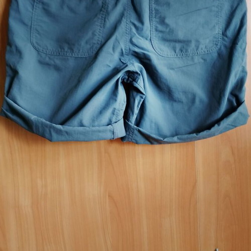 The North Face women's hiking shorts size M, like new, gray