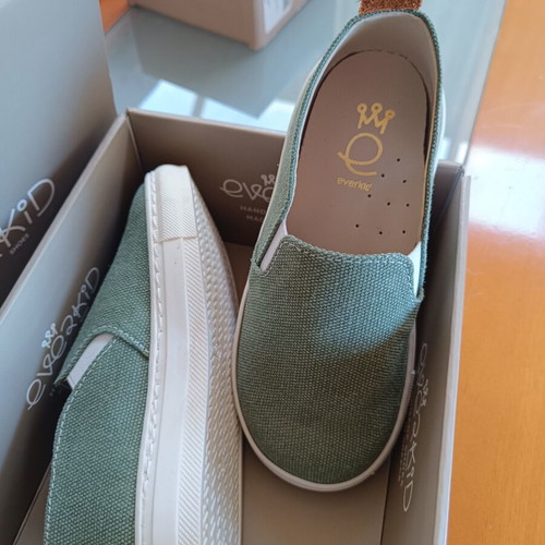 Ever Kid espadrilles size 27 new, green casual shoes